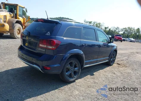 2020 Dodge Journey Crossroad from USA, damaged, VIN 3C4PDCGB0LT263396